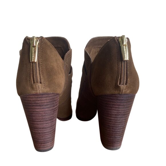Vince Camuto Womens 9.5M Erylana Bootie Dark Caramel Suede Pointed Toe New NIB - Picture 5 of 16